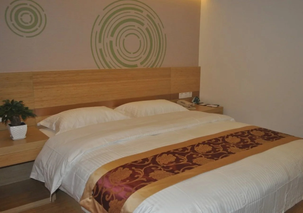 GreenTree Inn Beijing Chaoyang District Beiyuan Subway Station Express Hotel