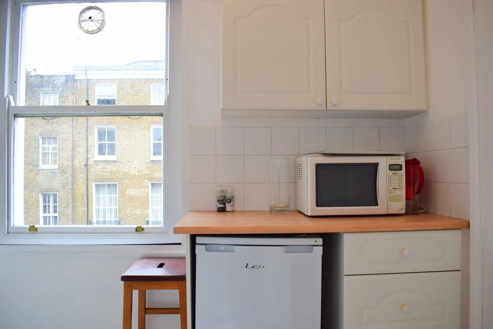 Baker Street Studio Flat