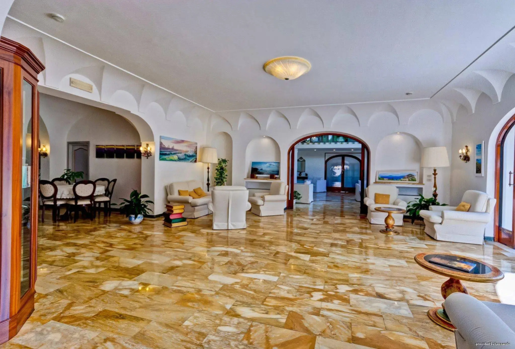 Hotel Syrene