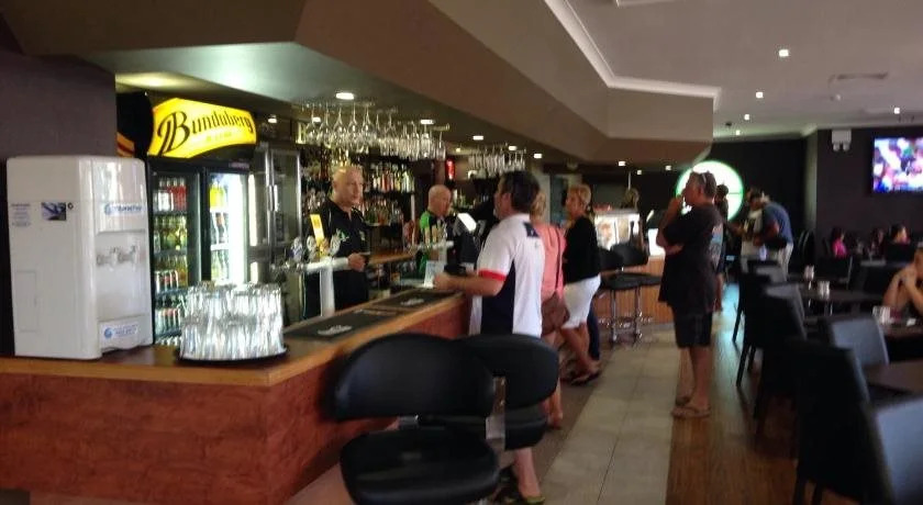 Australian Hotel