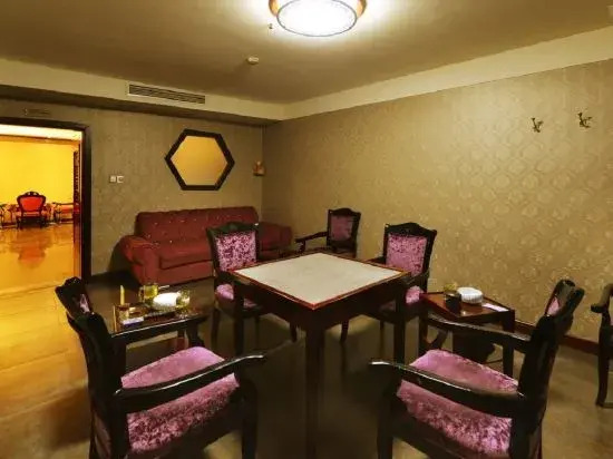 Huajing Hotel