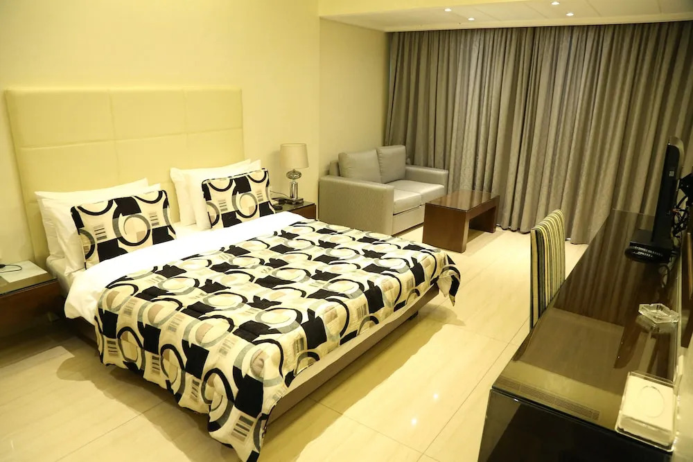 Verdun Suites Hotel