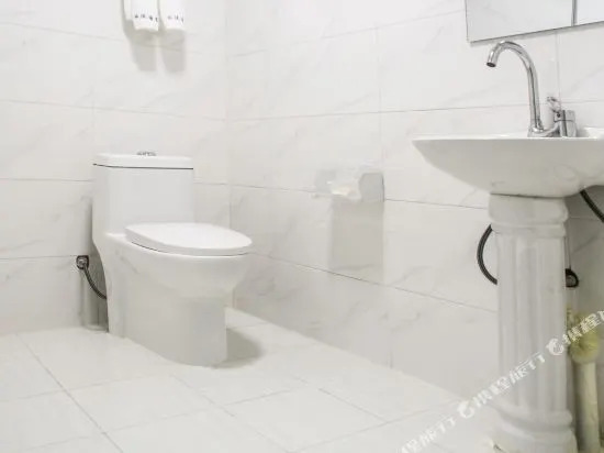 OYO Guangan Xinzhongtian Hotel