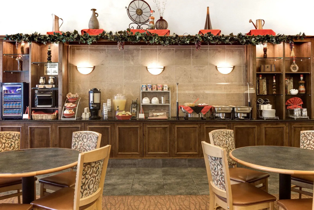 Value Suites Extended Stay - Arlington