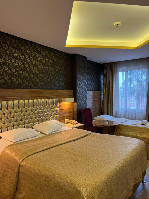 Grand Ezel Hotel