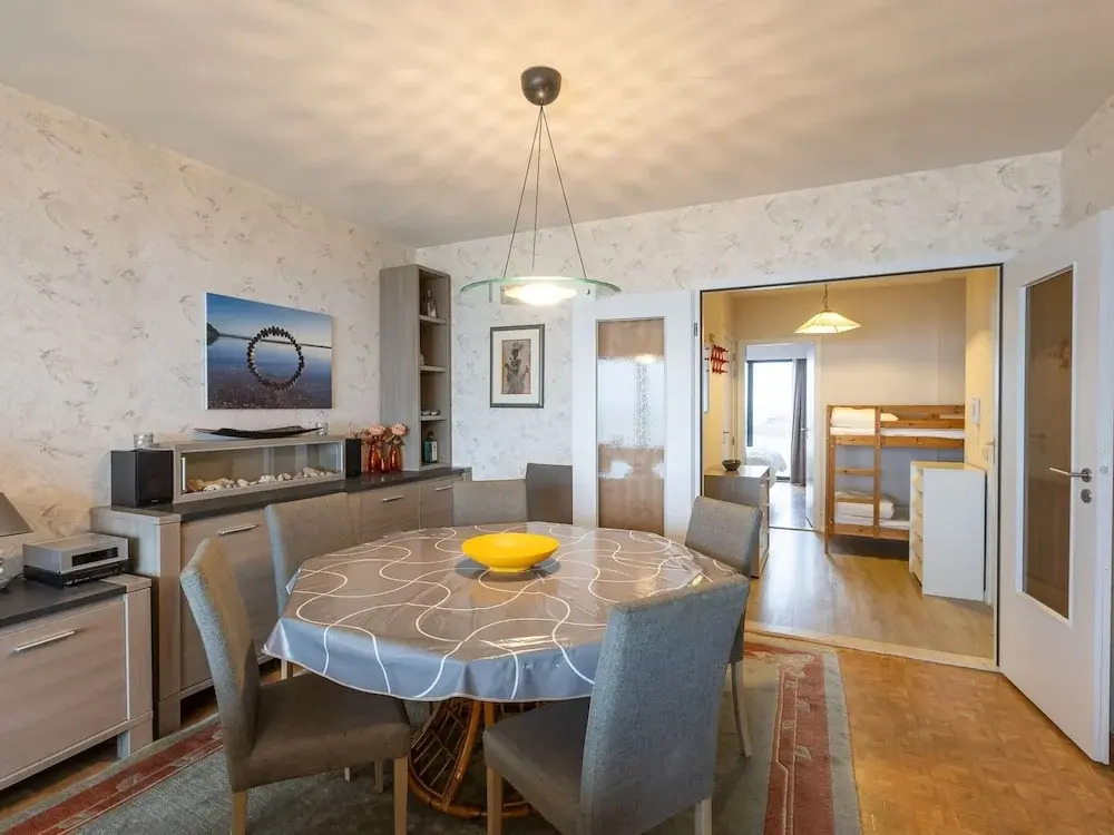 Aparment With View, Middelkerke