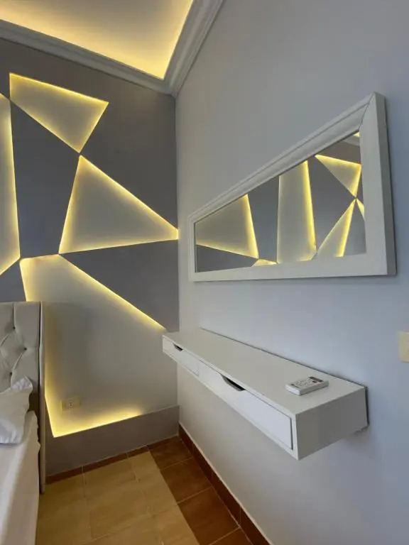 Hyat Suites & Rooms