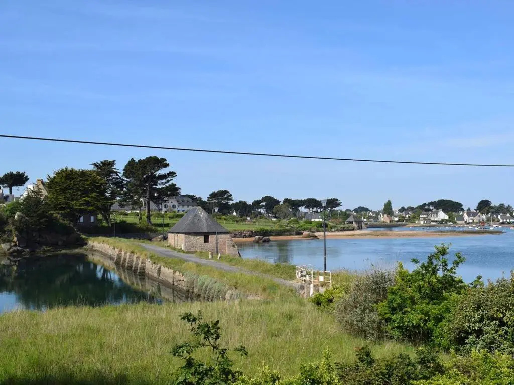 Appartement Perros-Guirec, 2 pièces, 4 personnes - FR-1-368-178
