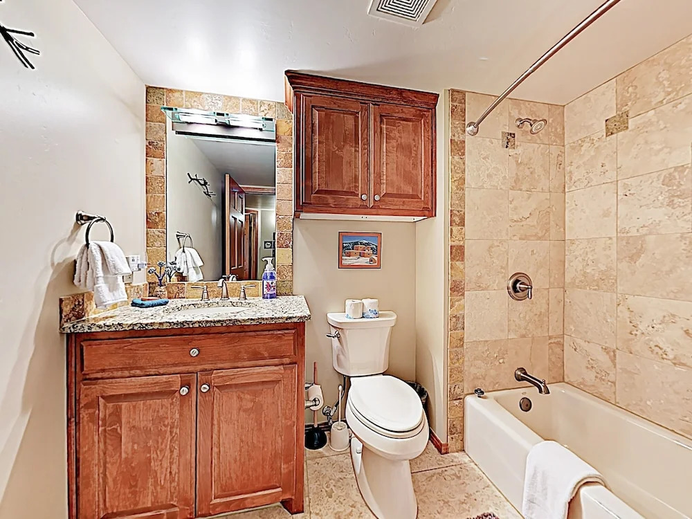 Twining Unit 202 - 2 Br Condo