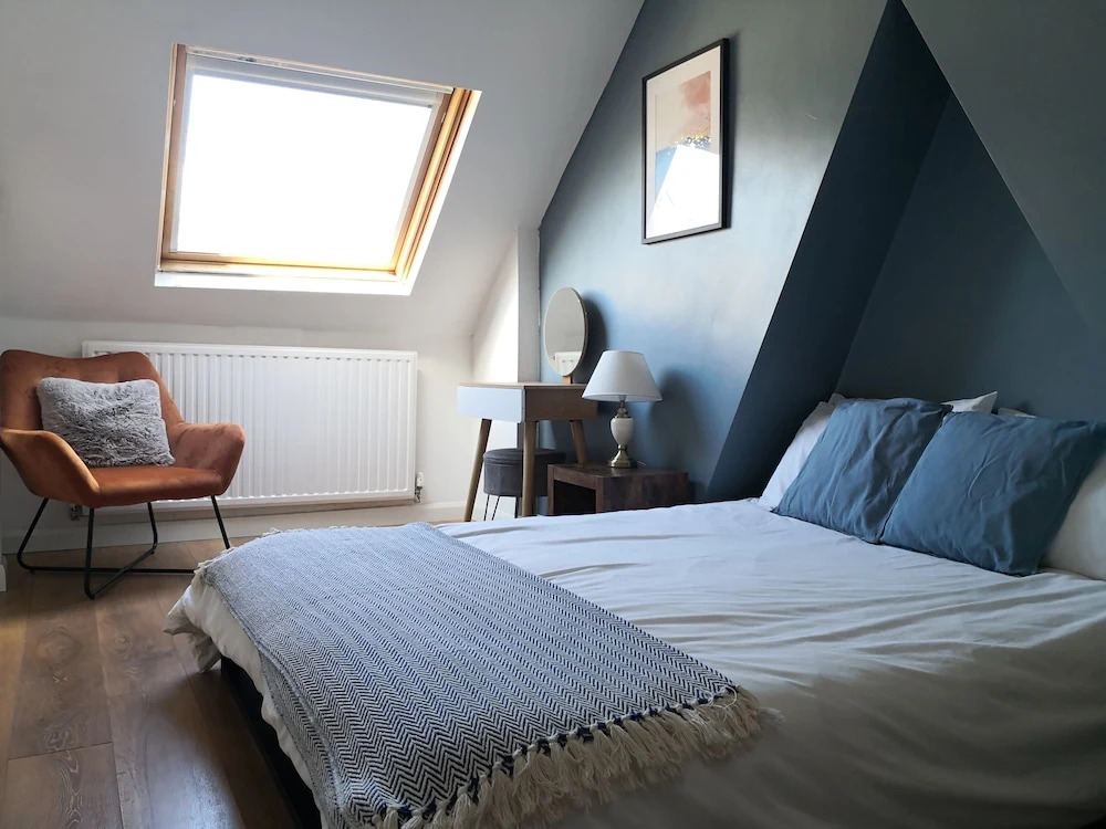 Modern 3-bedrooms house with 6 guests