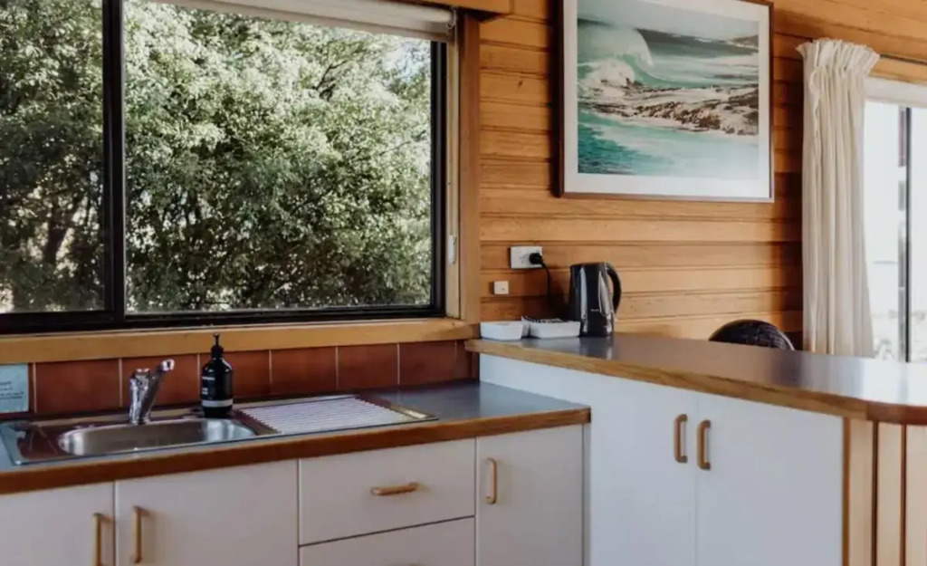 Wombat Mansion - Views - Shack Life at Binalong Bay