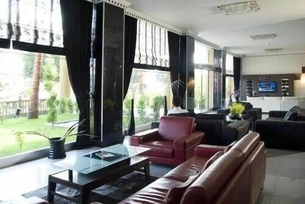 Airport Hotel