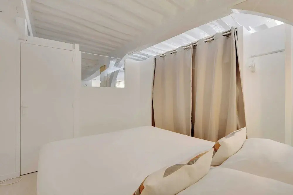 Elegant Apartment -2br-4p- Le Marais