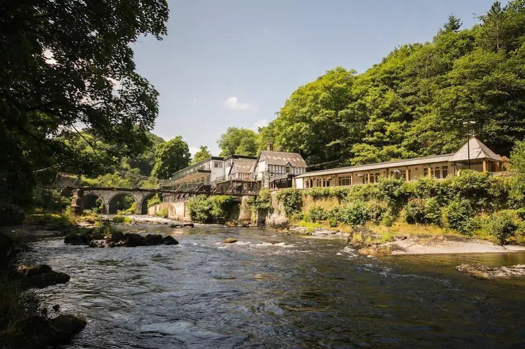 The Chainbridge Hotel