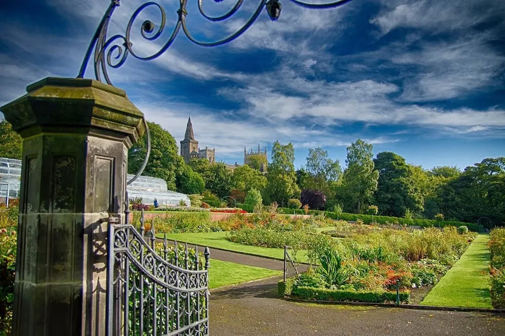 No 10 - by StayDunfermline