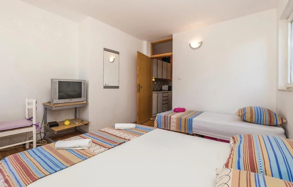 Stunning Home in Stara Novalja With Wifi and 1 Bedrooms