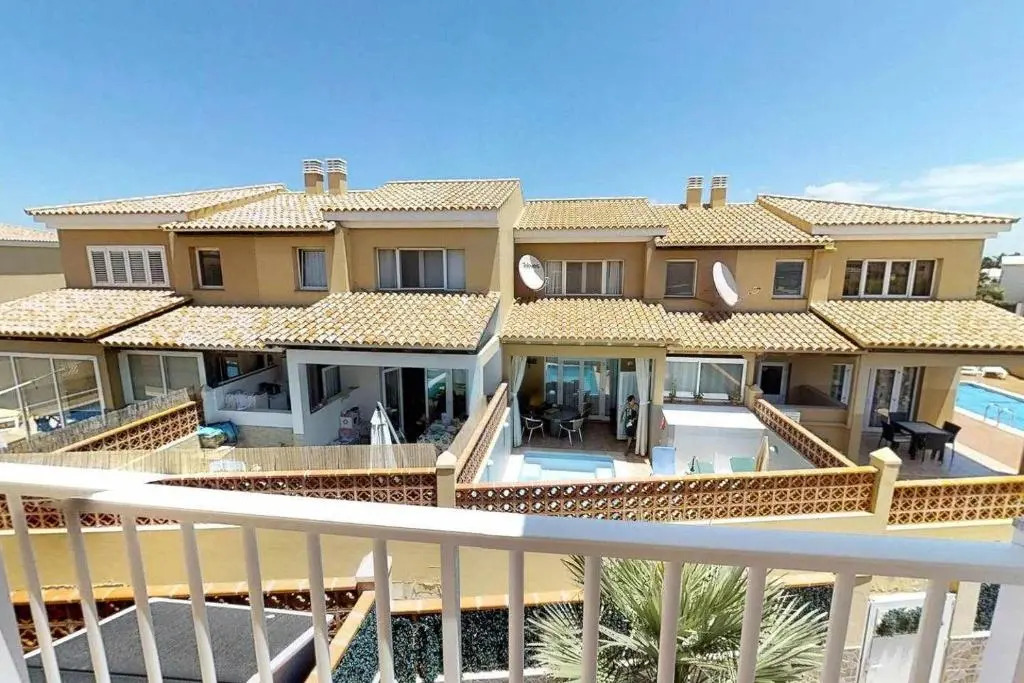 Anju villas, VILLA AT 100 METERS FAR OF THE BEACH