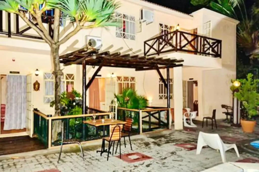 Studio in Pereybere, With Pool Access, Furnished Terrace and Wifi - 1