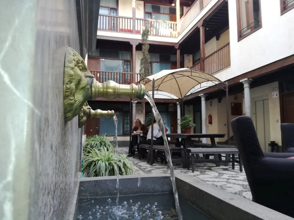 Granada INN Hostel