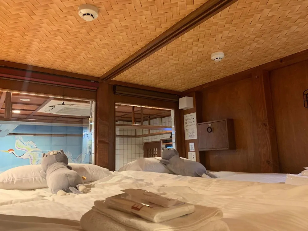 Cat Spa & Cat Ryokan by Neco Republic Osaka