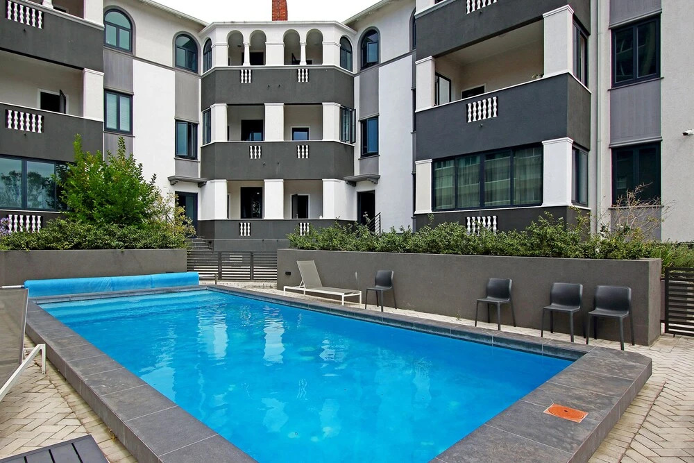 Warwick Mansions 11