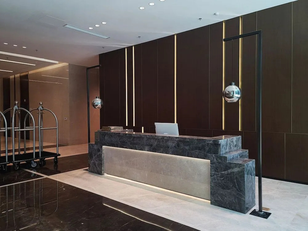 Crowne Plaza Phnom Penh by IHG 金边皇冠假日酒店 Former VM Hotel