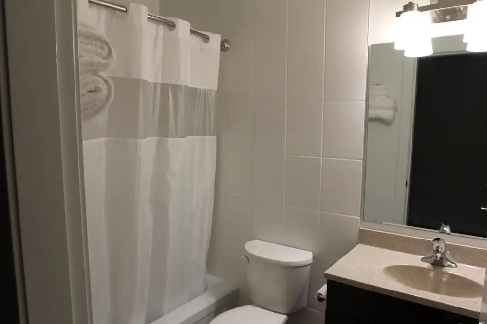 Northwood Plaza Hotel