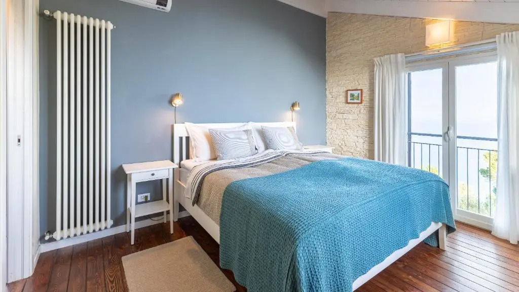 VILLA NEL BLU 8, Emma Villas