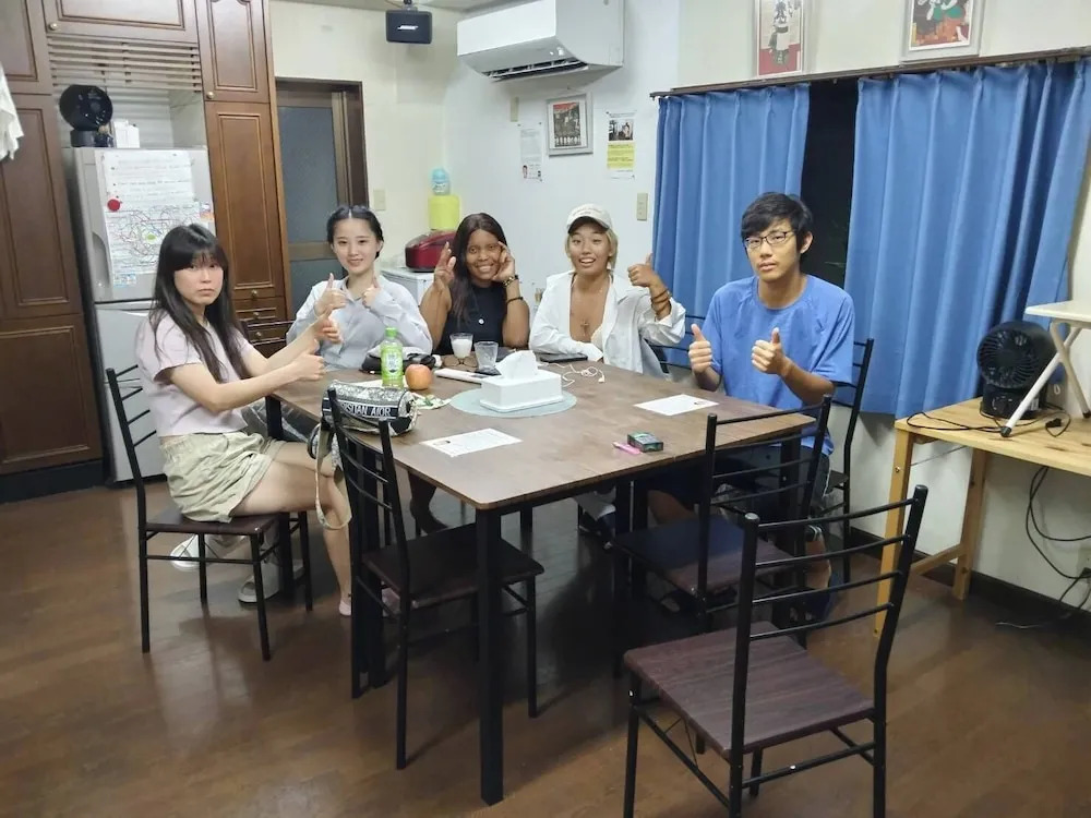 GUEST HOUSE SAKAE - Hostel