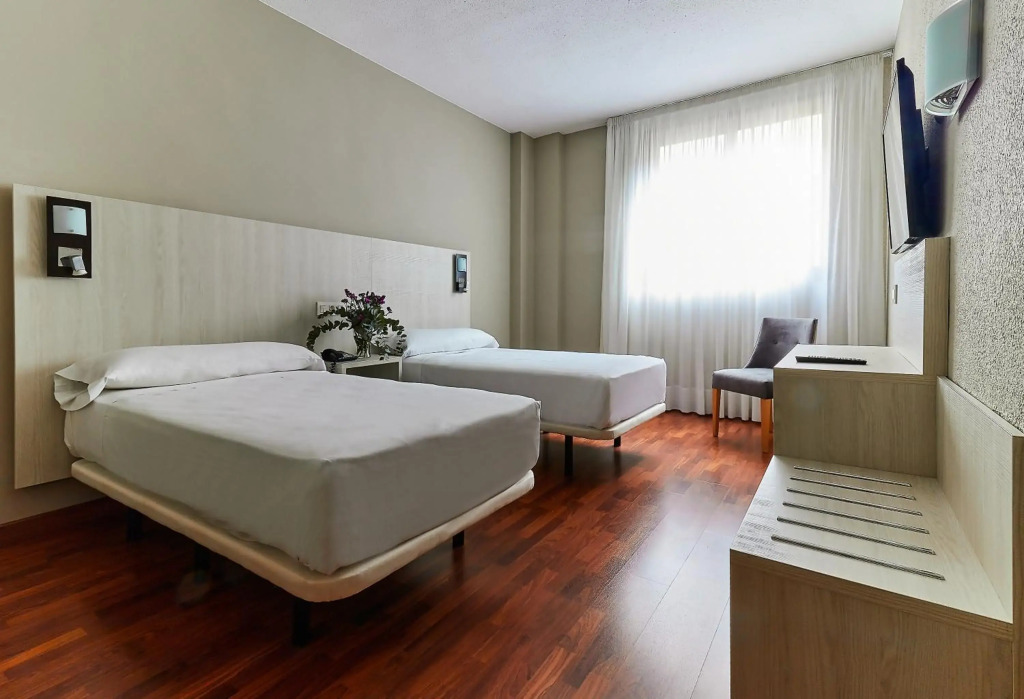 B&B HOTEL Zaragoza Royal