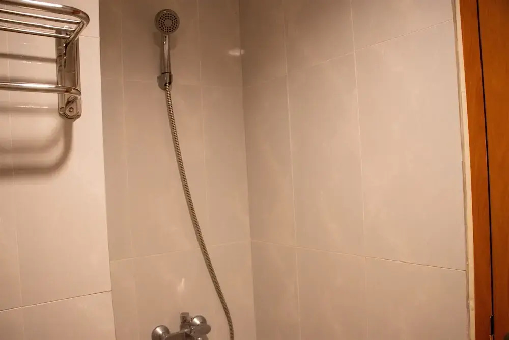 Modern And Classic 1Br At Evenciio Apartment