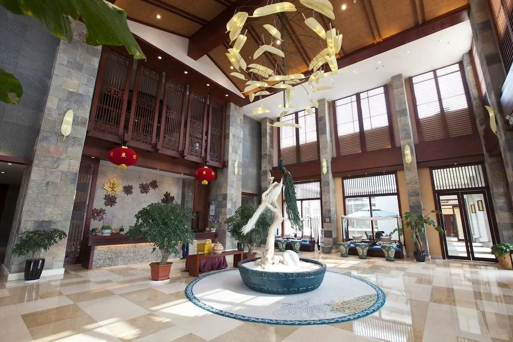 Kunming Maple Palace Hotel