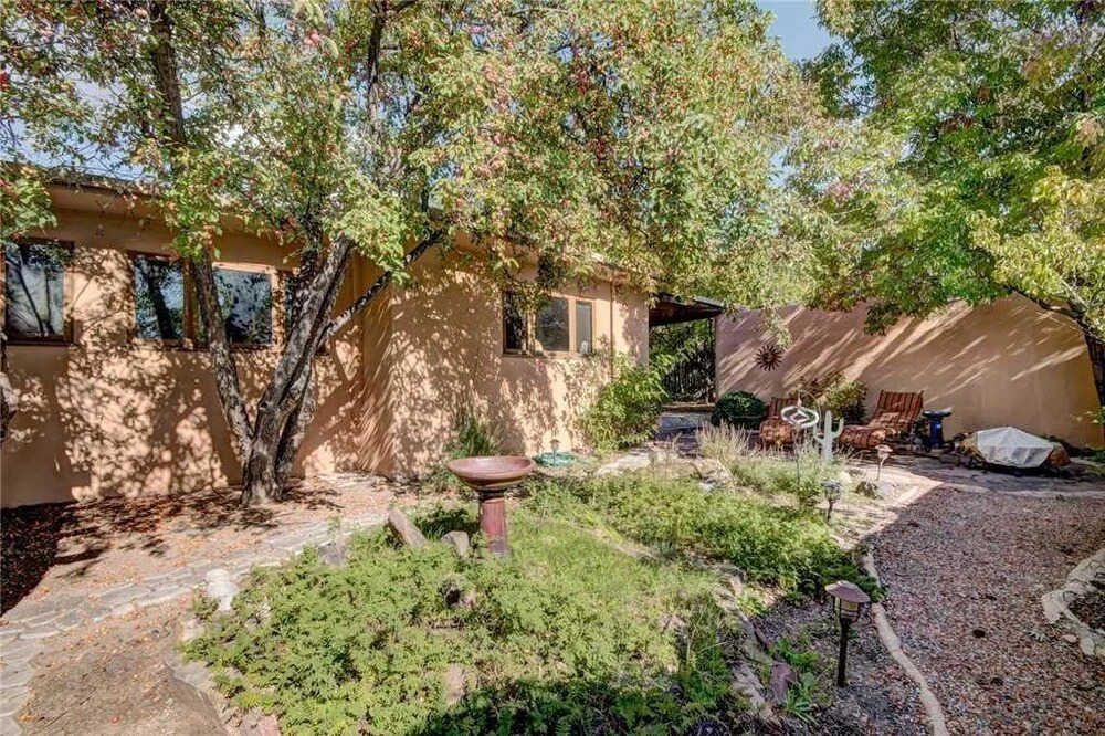 Plaza Splendor - Three Bedroom Home