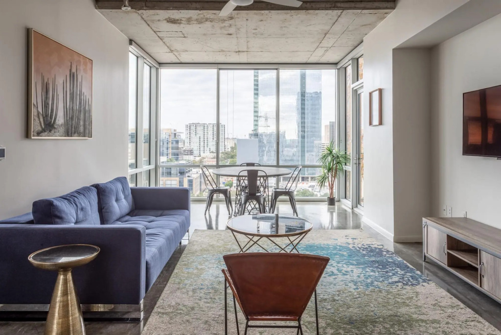 Austin Family Perfect 2BD 2BA 2nd Street District Apartment