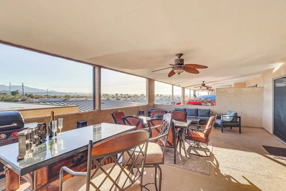 Walkable Waterfront Oasis w/ London Bridge Views!