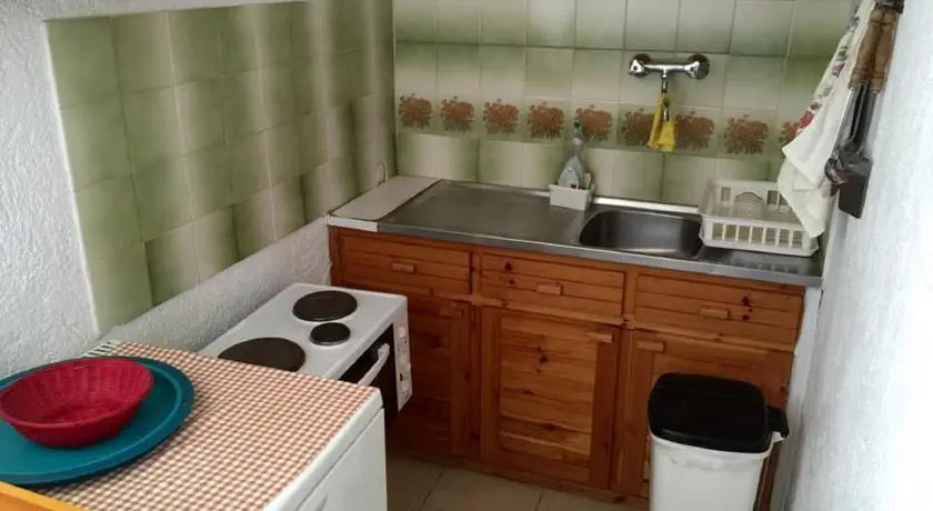 Athina Rooms
