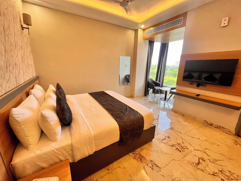 The Grand Oasis Hotel & Resort I Near India Expo Mart