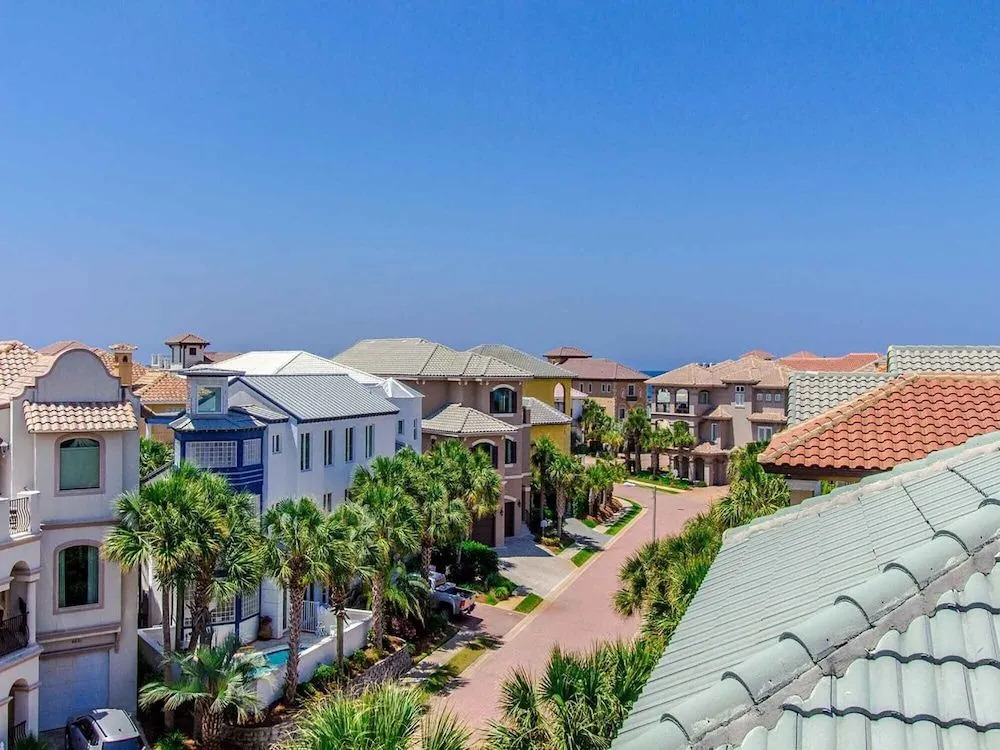 Ocean Views In Destiny By The Sea