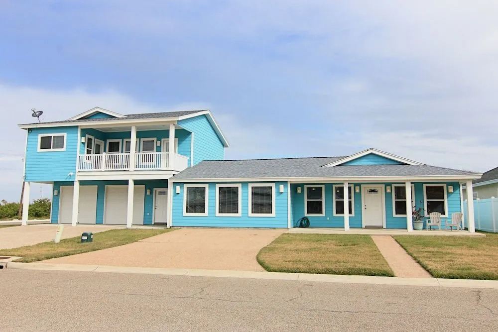 Blue Calypso Asl609 5 Bedrooms 5 Bathrooms Home