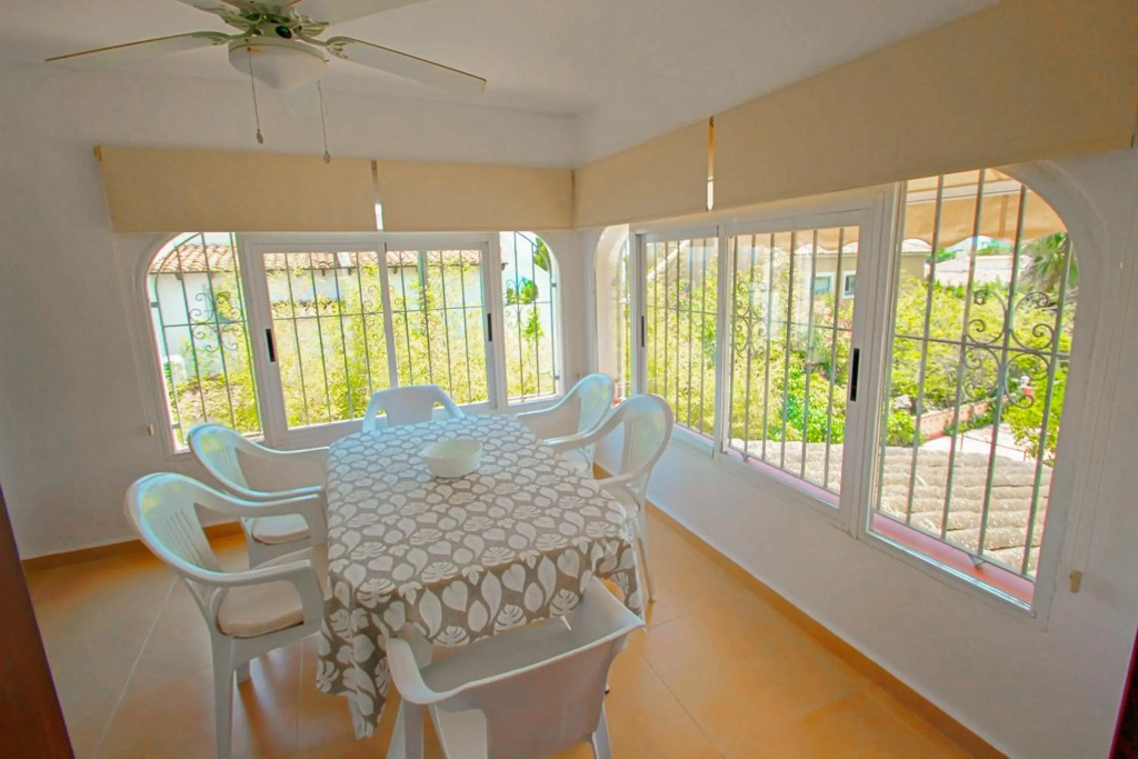 Tere - holiday home with private swimming pool in Calpe