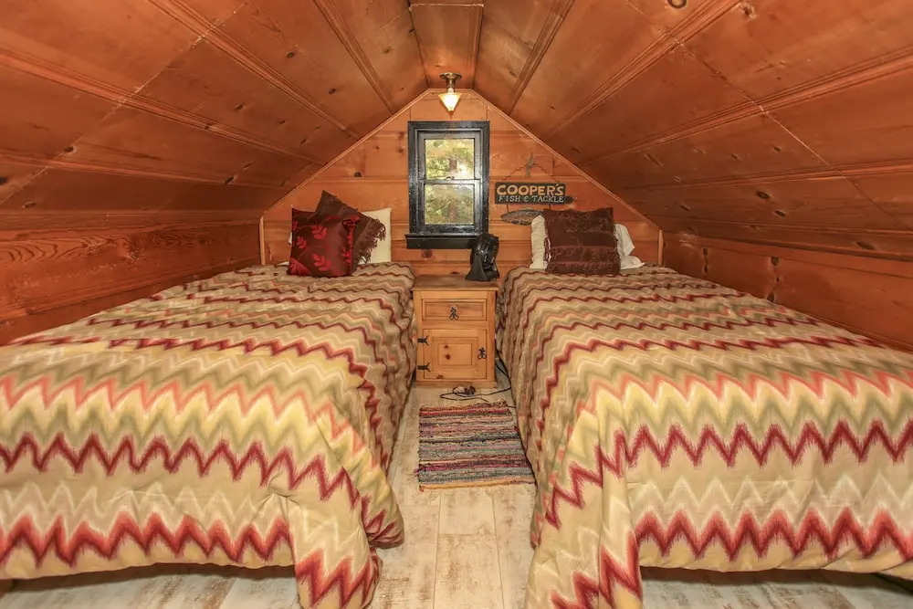 A Sweet Pine Cabin