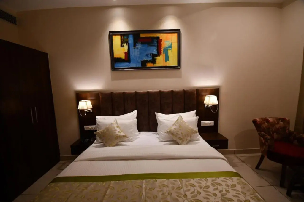 Hotel Ramaya Inn-Har Ki Pauri Road