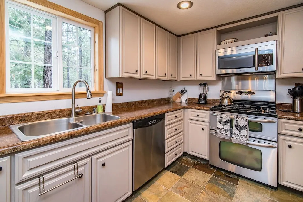 Tahoe Donner House by RedAwning