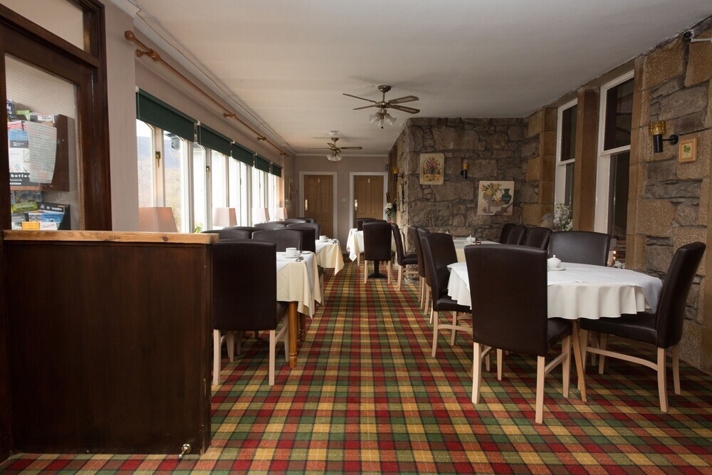 The Rowan Tree Country Hotel