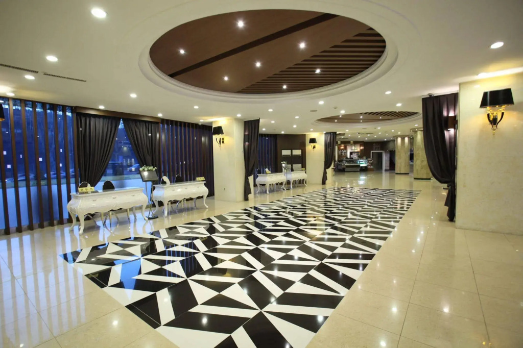Itaewon Crown hotel