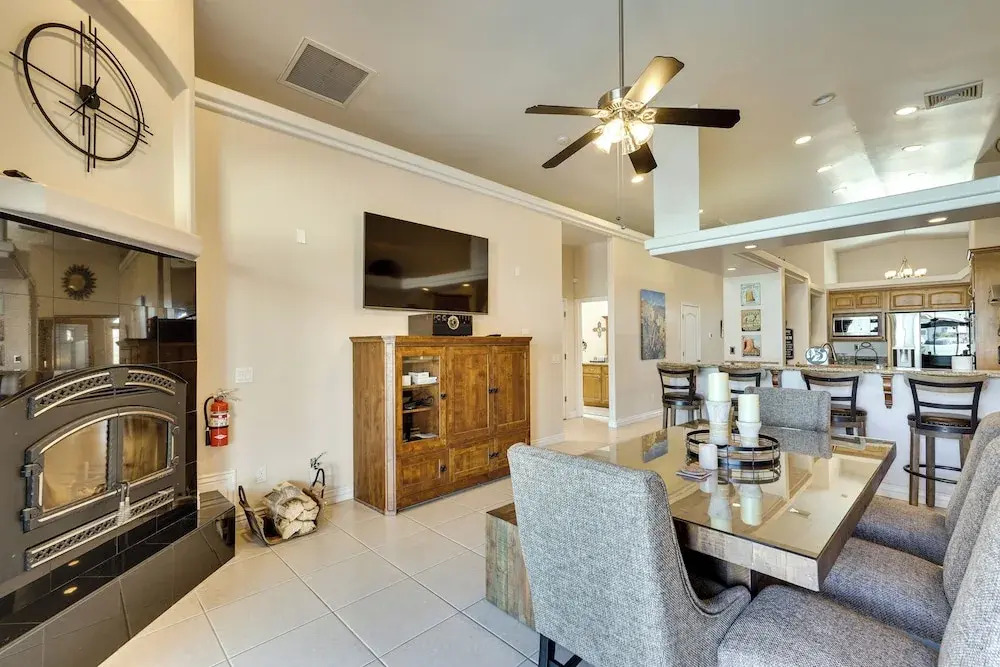 Lake Havasu City Escape w/ Pool, Patio & Grill!
