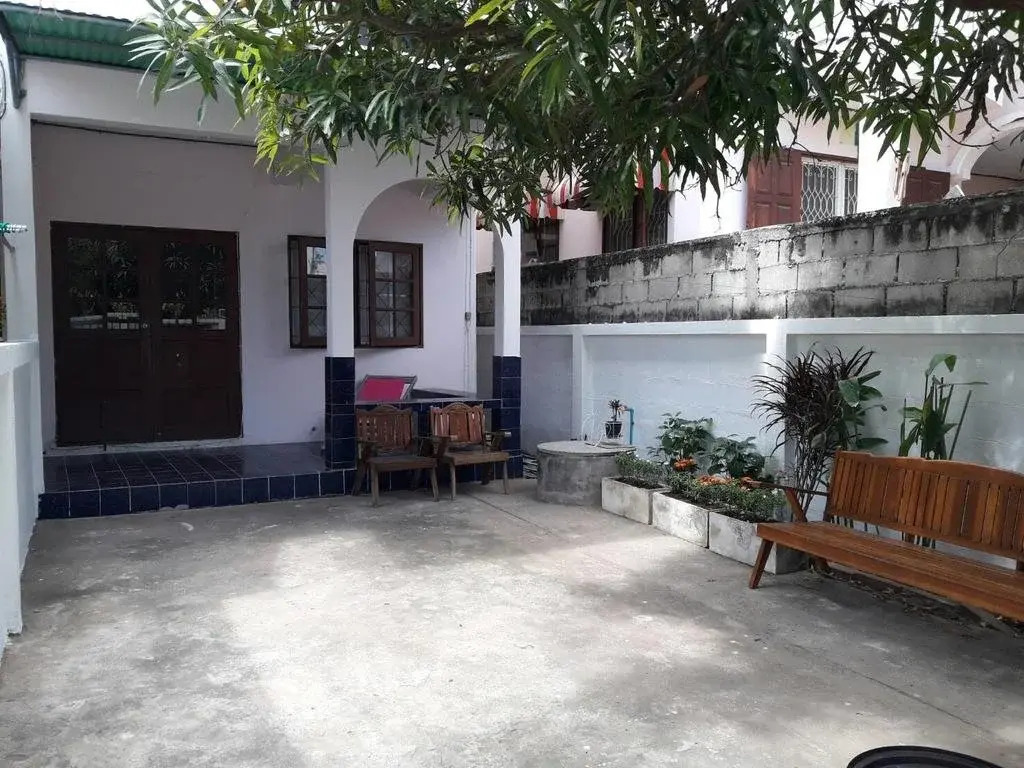 Noon's House