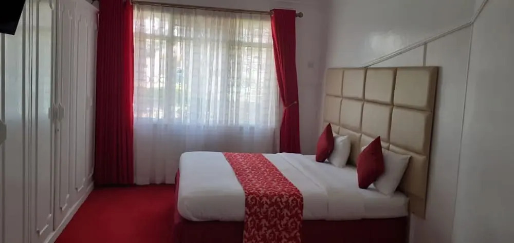 Sosiani Breeze Resort