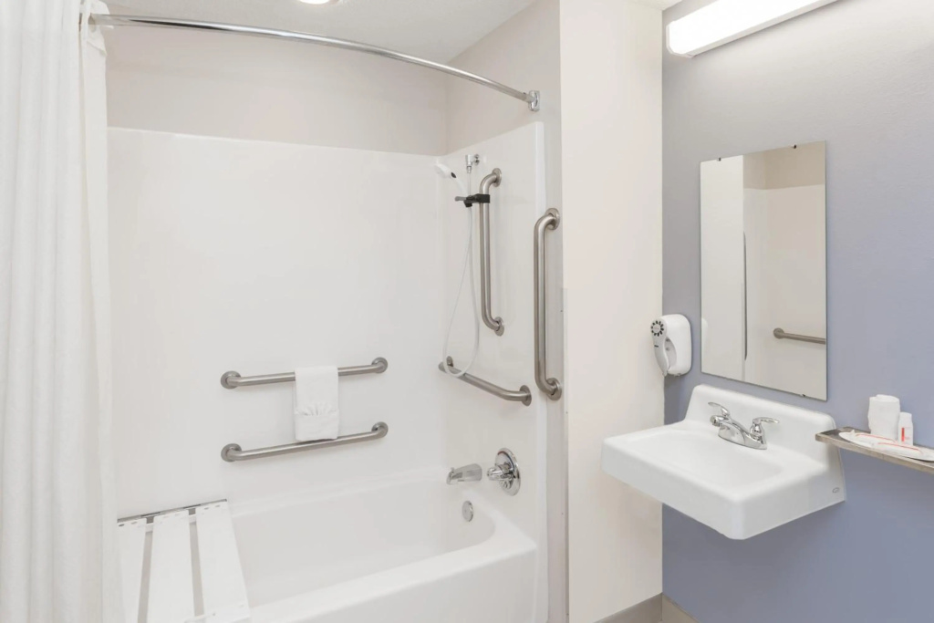 Microtel Inn and Suites Elkhart