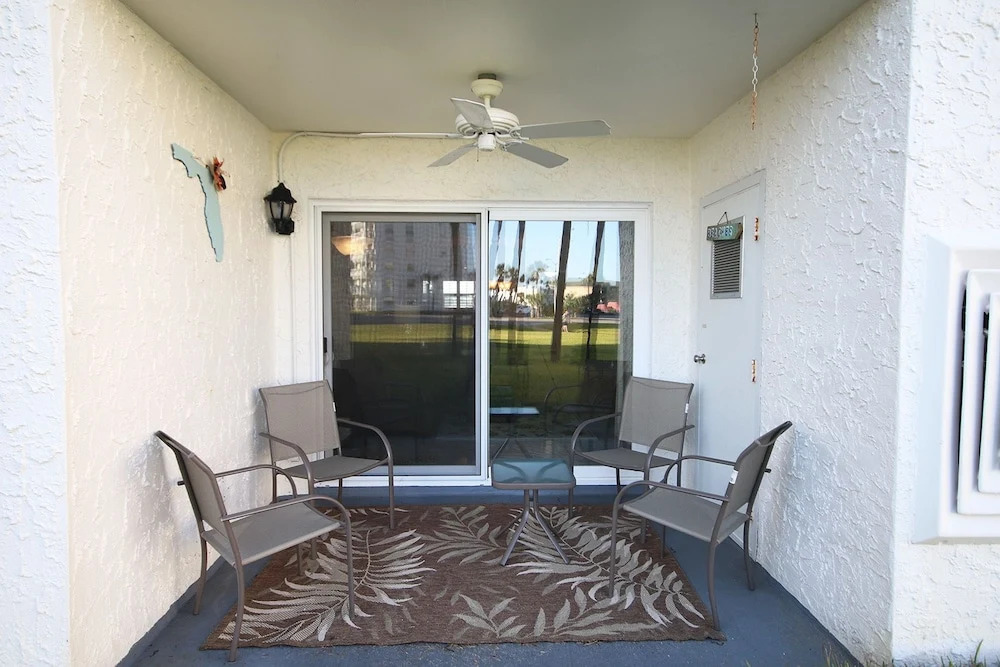 213 El Matador - Two Bedroom - Condo